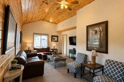 Grand Lake 3BR Downtown + Views - Image 2