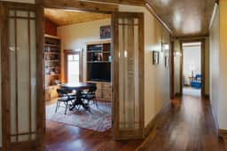 Luxury villa w/ lake+mtn views+private theatre! - Image 4