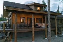 Skinny Pine Ranch-spacious-fitness center-1 private acre - Image 2