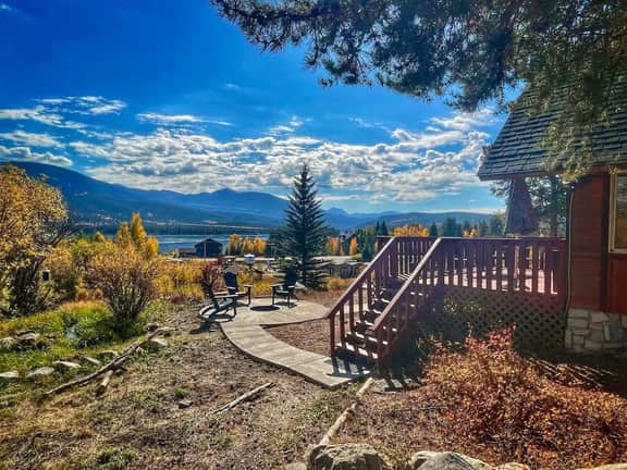 Freshly remodeled Moose Cabin- Hot tub + firepit - Image 3